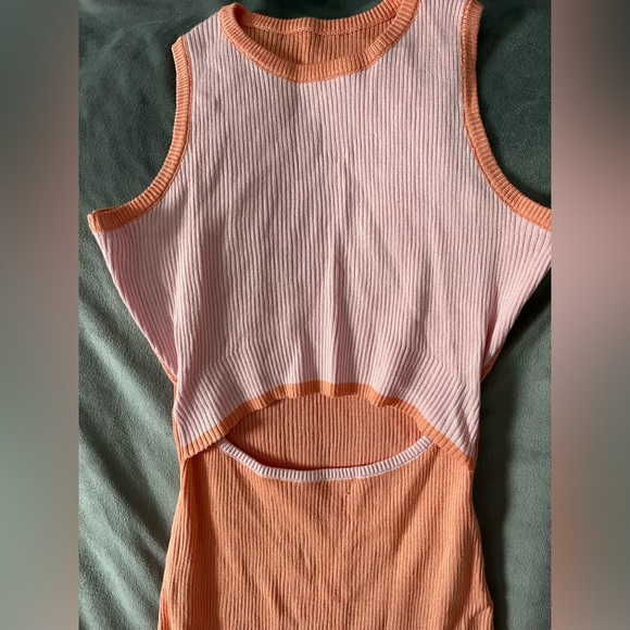 Cut Out Dress - Picture 8 of 10